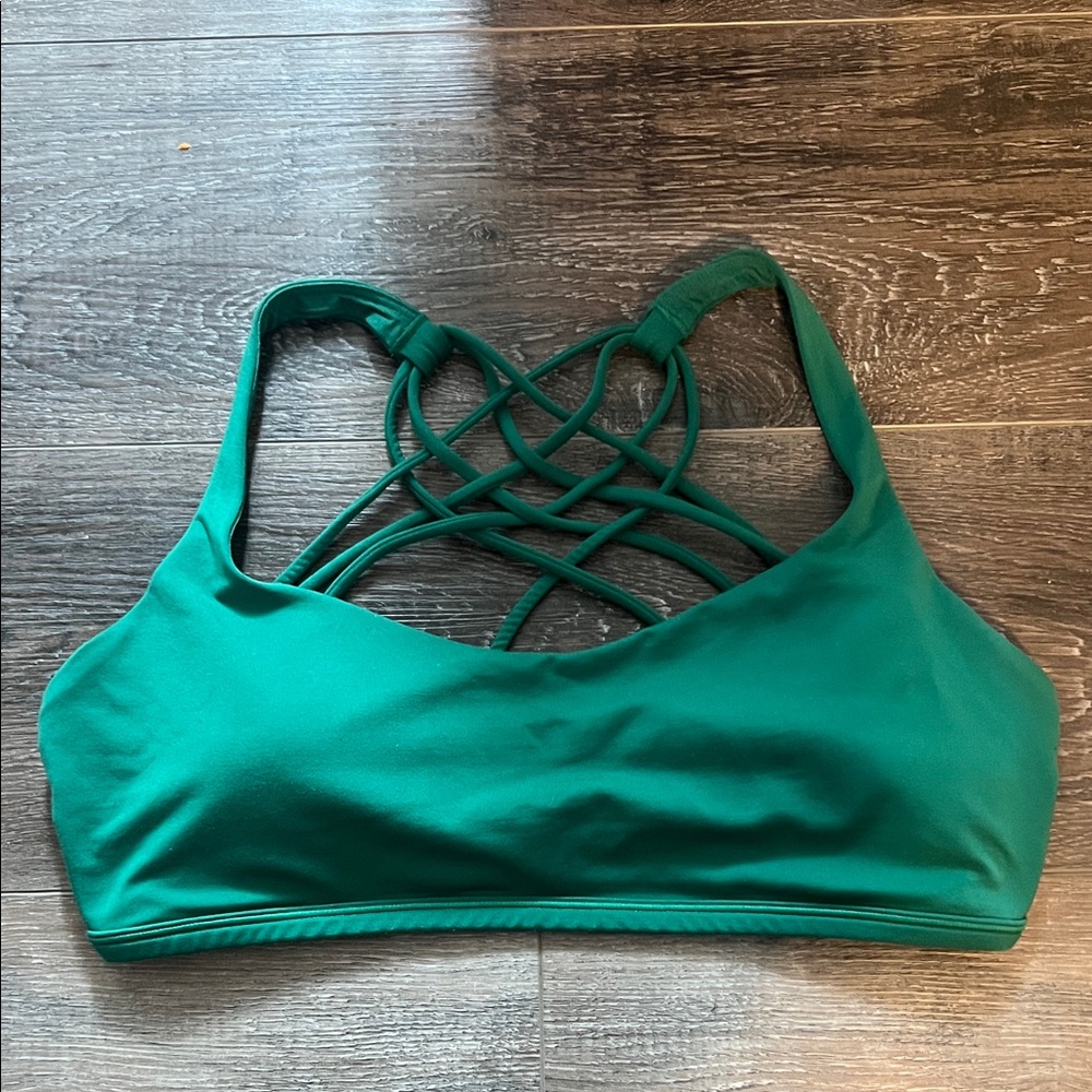 Cascadia Green💚 Lululemon Sports bra